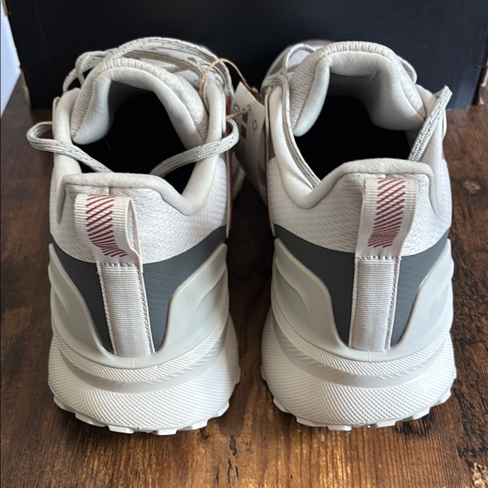 Adidas Ultrarun 5 TR Ortholite running shoes. - Picture 5 of 10